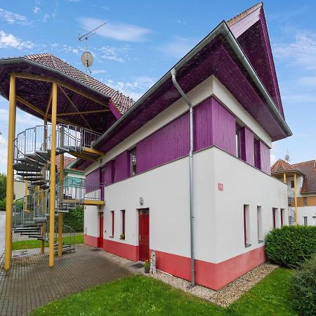Comfortable Holiday Home In Lipno With Garden ليبنو ناد فلتافو المظهر الخارجي الصورة