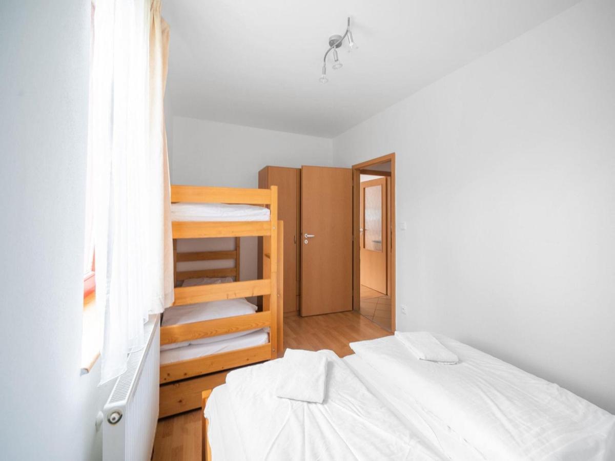 Comfortable Holiday Home In Lipno With Garden ليبنو ناد فلتافو المظهر الخارجي الصورة